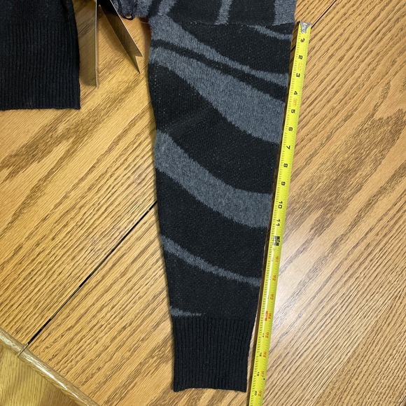 Target x Paul Tazewell Wicked Graphic Cardigan NWT XXS Ariana Grande - Picture 8 of 9